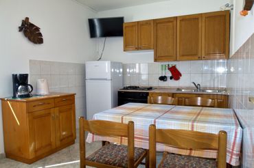Apartment Ruza Kuvac, Lopar - kitchen and dining room